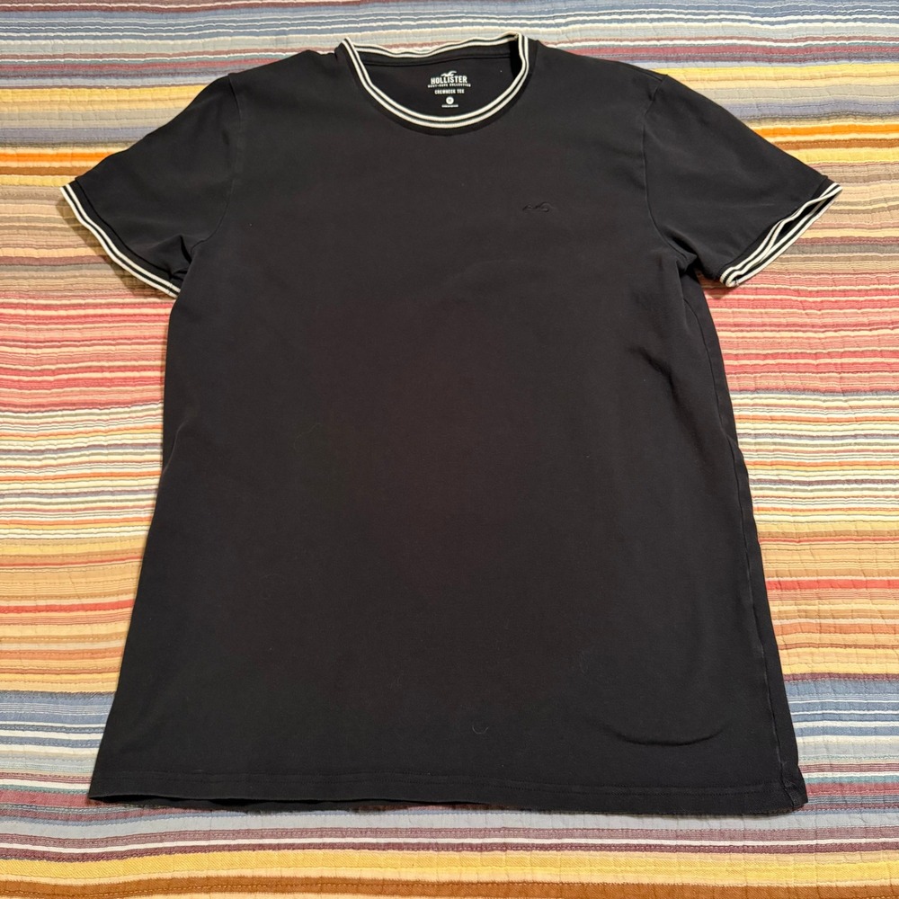 Hollister Black Pique Crewneck Tee Striped Trim Short Sleeve Seagull Logo Medium